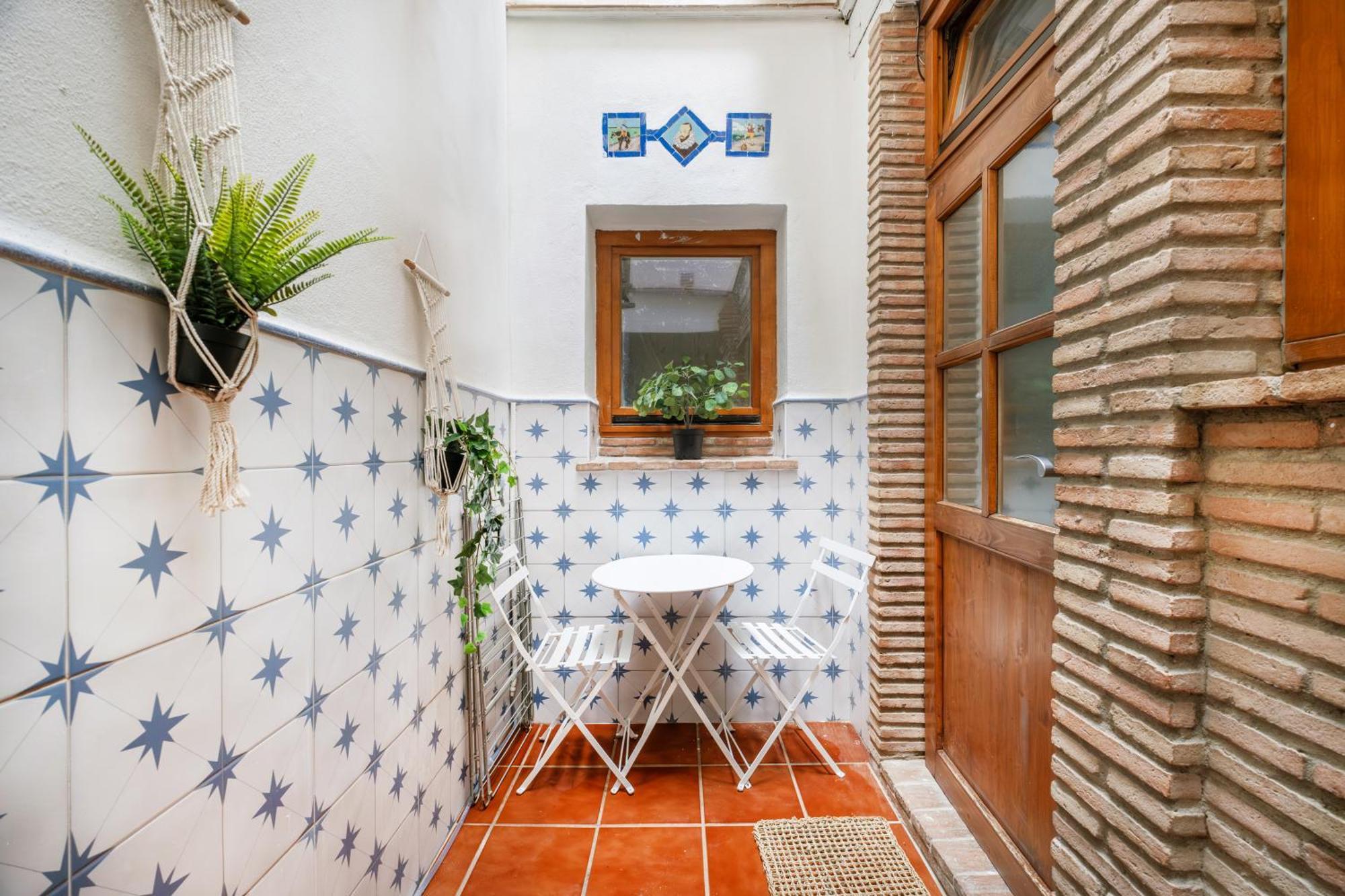 Touch My Heart Malaga City Center Apartment By Namaste Elite Exterior foto