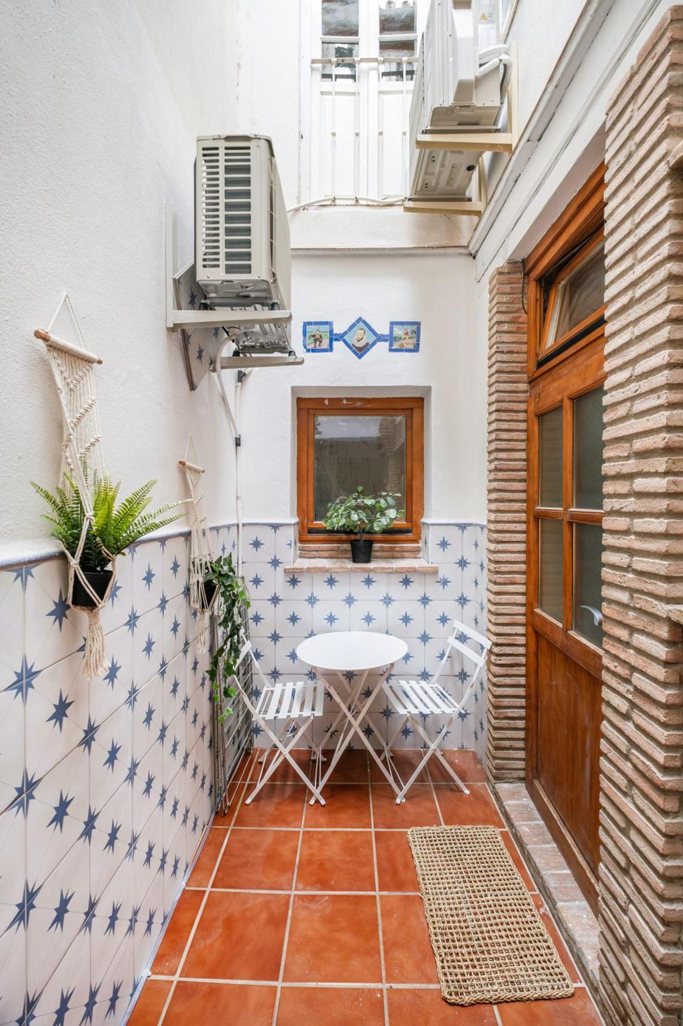 Touch My Heart Malaga City Center Apartment By Namaste Elite Exterior foto